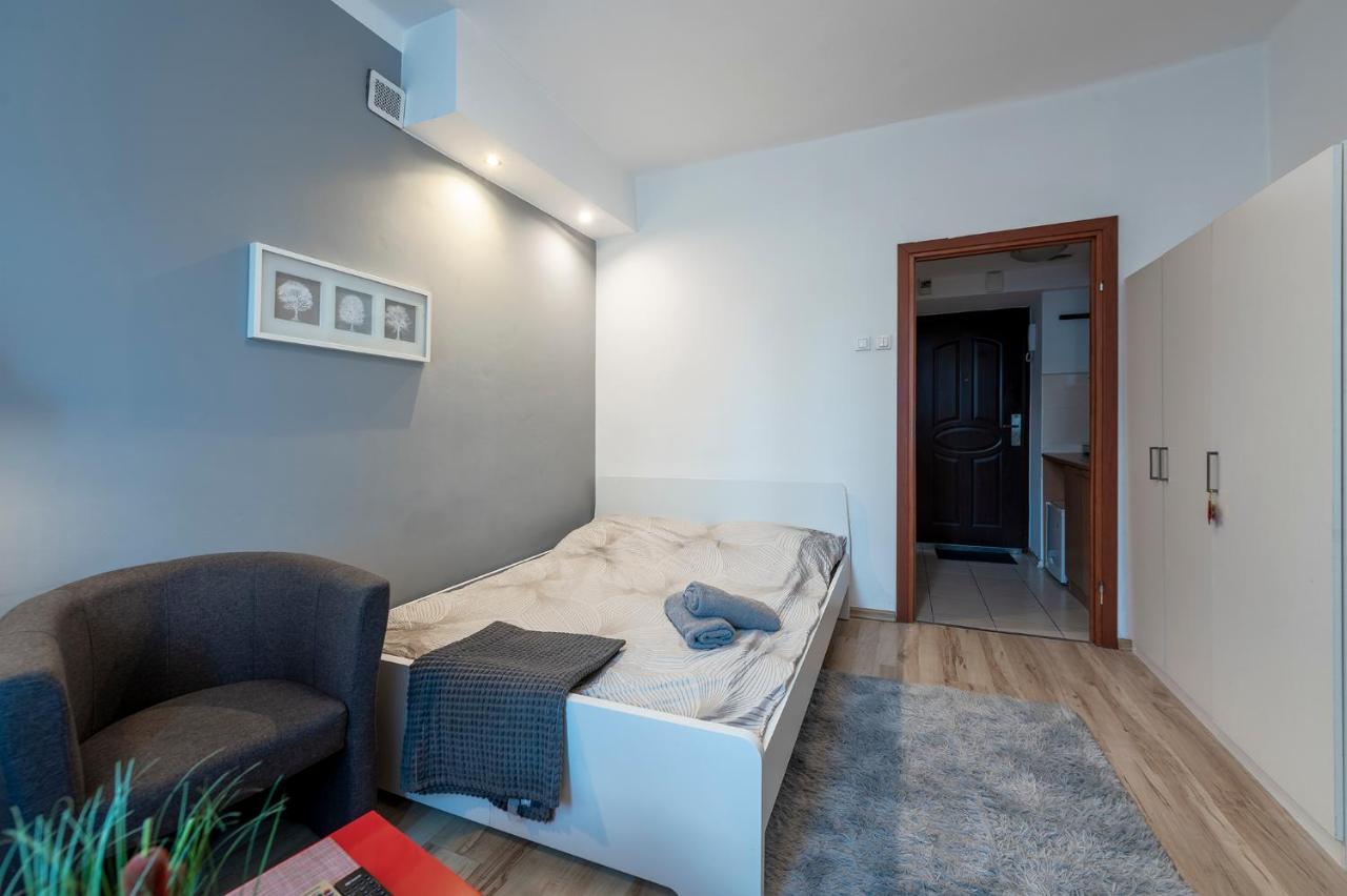 Cosy Studio In University District-Free Parking With Gate! Łódź Exteriör bild